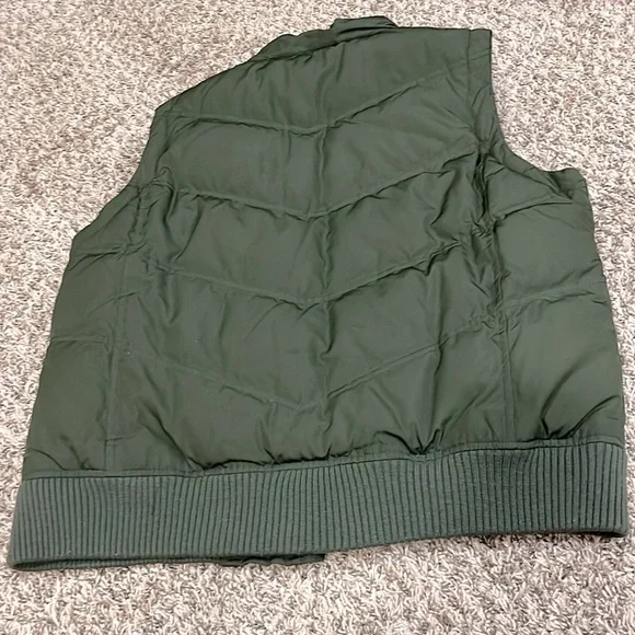 GAP Vest - Picture 4 of 8